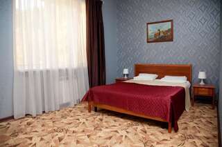 Гостиница РП Утомленные Солнцем Красная Поляна Двухместный номер с 1 кроватью и балконом-2